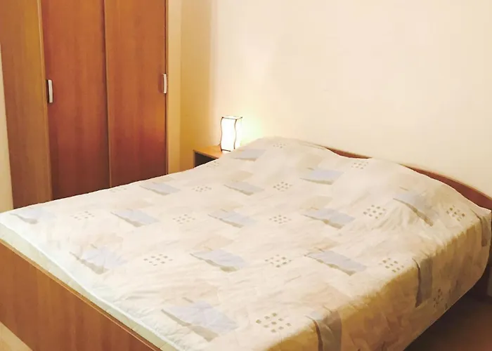 Blue Skies Apartment *