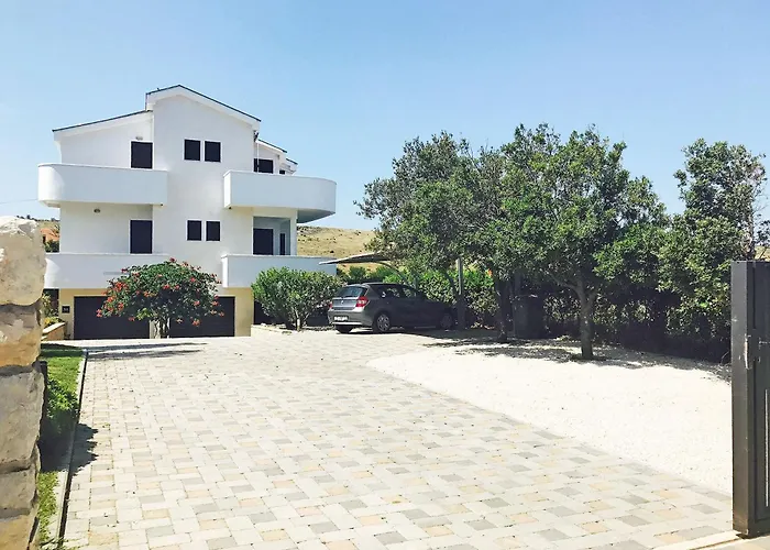 Blue Skies Ljubac (Zadar)